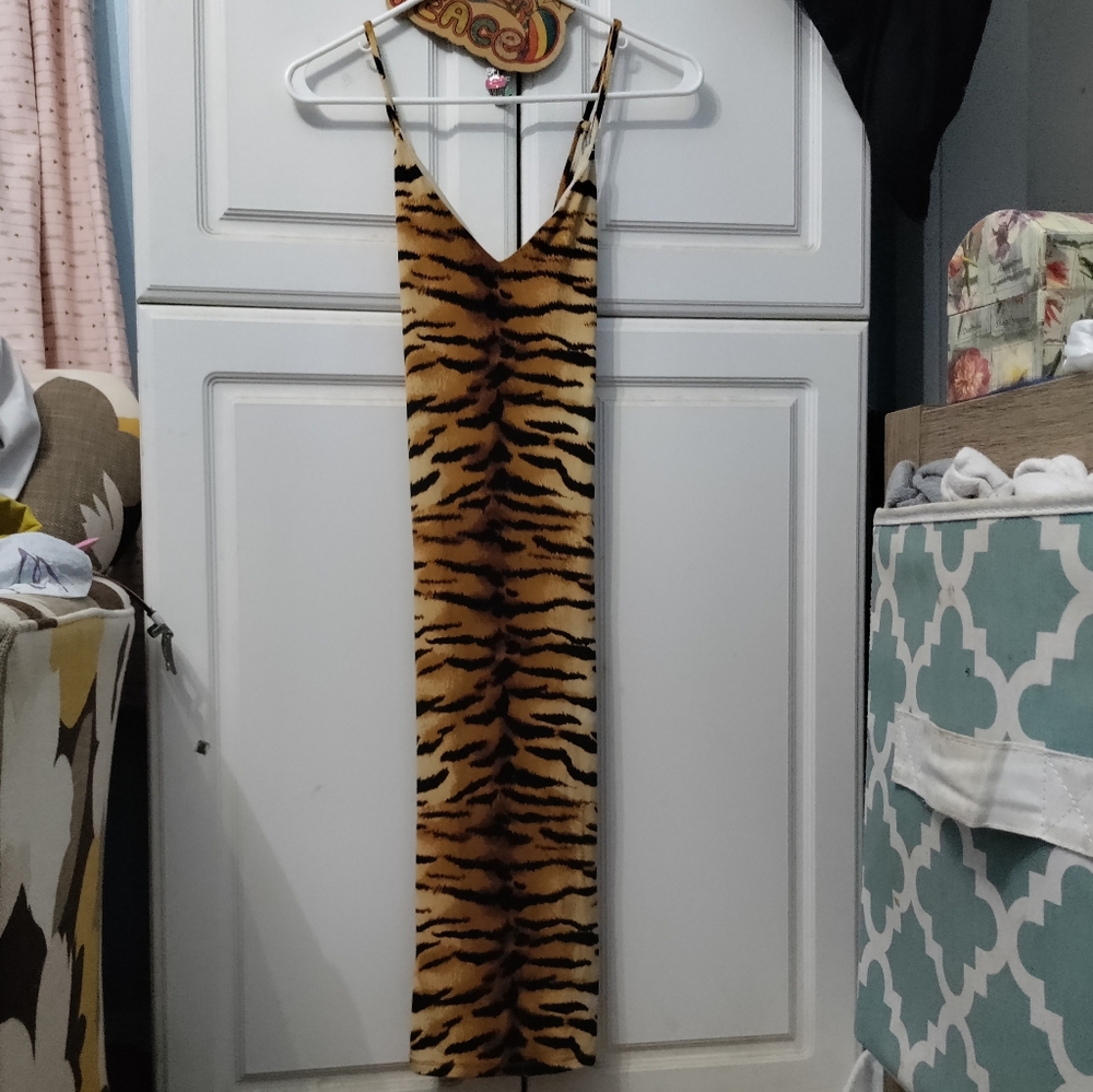 Forever 21 contemporary tiger print dress